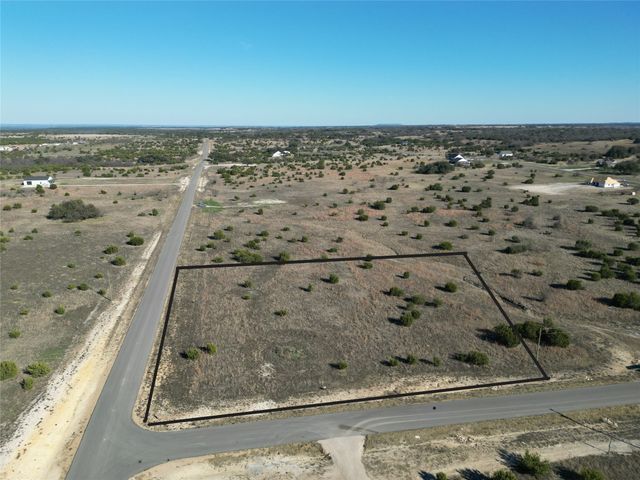 526 Hollow Drive, Lipan, TX 76433