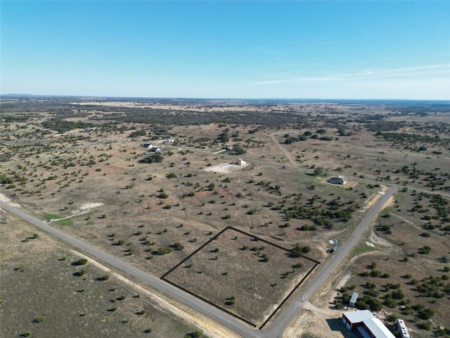526 Hollow Drive, Lipan, TX 76433