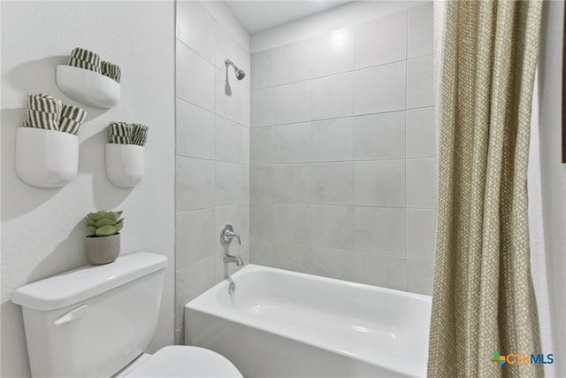 228 Escape Way, Jarrell, TX 76537