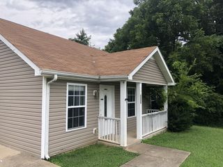 1031 McClardy Rd, Clarksville, TN 37042