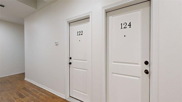 206 North Main Street N 124, Bryan, TX 77803