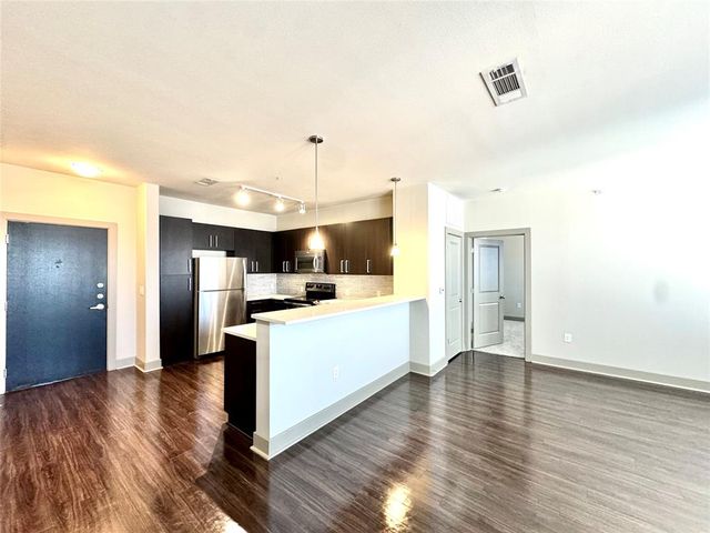 1340 W Gray Street 342, Houston, TX 77019