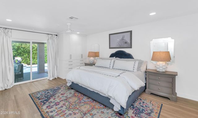 8620 E VIA DEL PALACIO Street, Scottsdale, AZ 85258