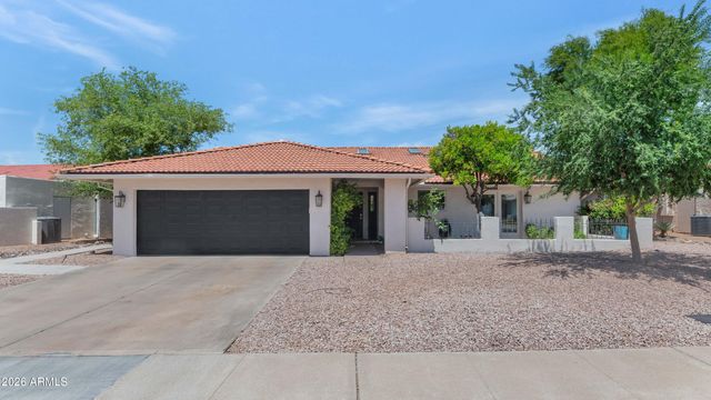 8620 E VIA DEL PALACIO Street, Scottsdale, AZ 85258