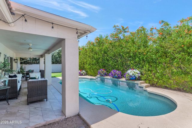 8620 E VIA DEL PALACIO Street, Scottsdale, AZ 85258