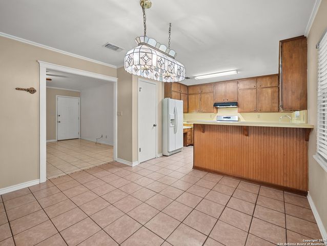 612 Bluebonnet St, Fredericksburg, TX 78624