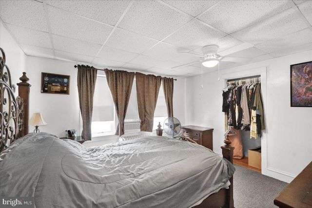 2406 NOBLE ST, Reading, PA 19609