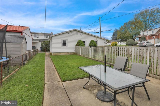 2406 NOBLE ST, Reading, PA 19609
