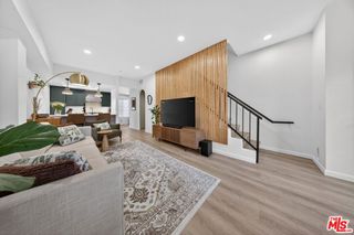 147 W Acacia Avenue 118, Glendale, CA 91204