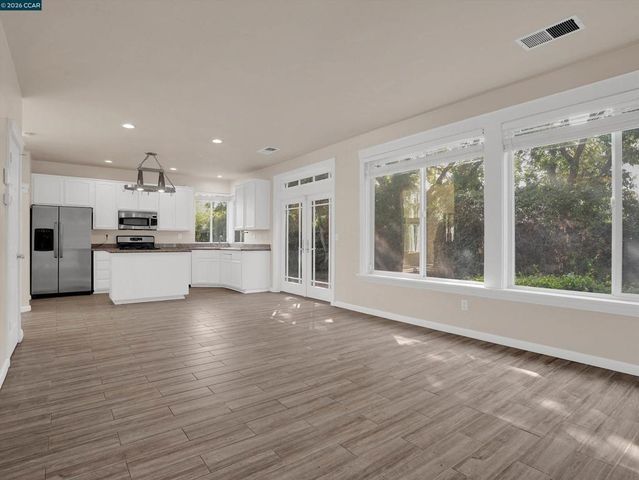 1015 Dellwood Ct, Brentwood, CA 94513