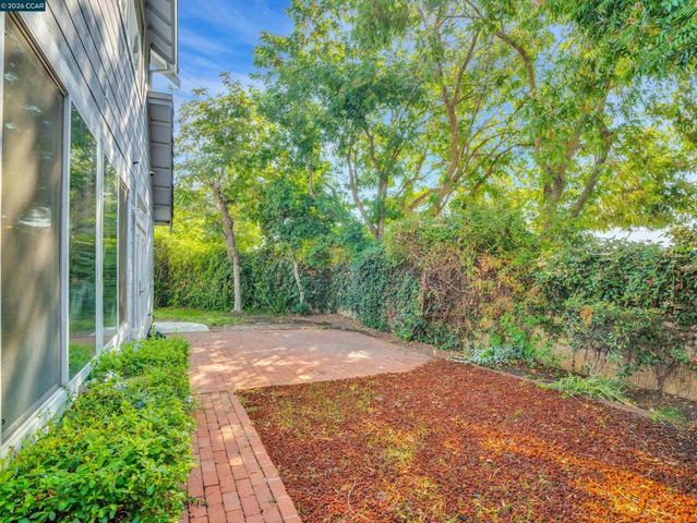 1015 Dellwood Ct, Brentwood, CA 94513