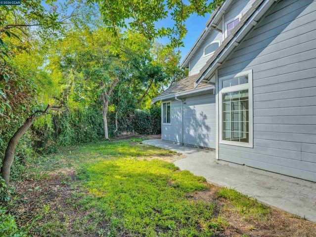 1015 Dellwood Ct, Brentwood, CA 94513