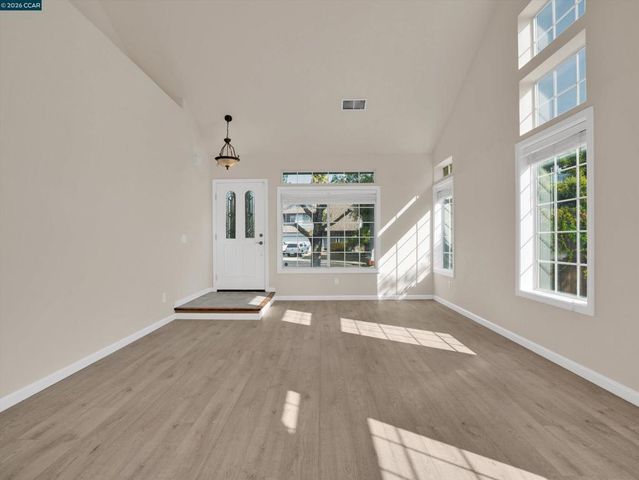 1015 Dellwood Ct, Brentwood, CA 94513