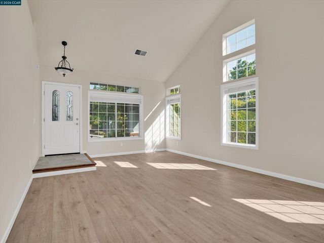 1015 Dellwood Ct, Brentwood, CA 94513