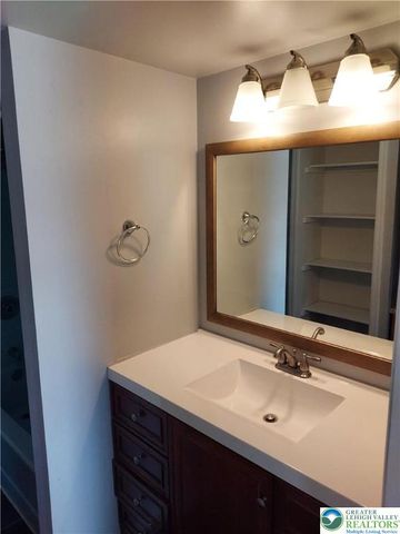 933 North new Street, Bethlehem City, PA 18018