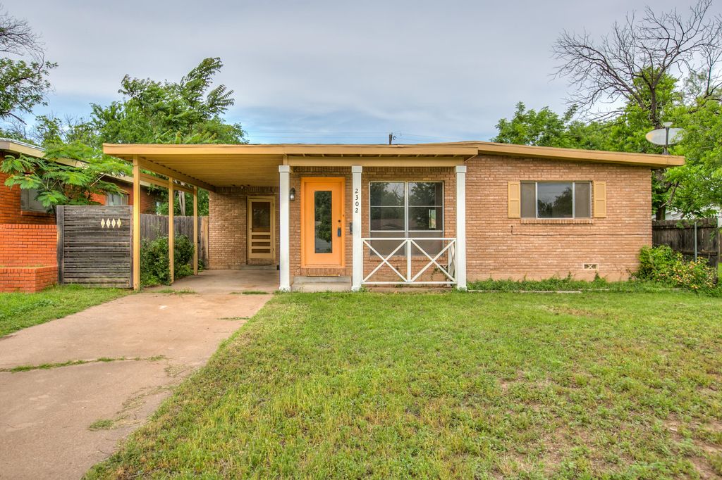 Image 1 of property listing at 2302 Classen Boulevard, San Angelo, TX 76901