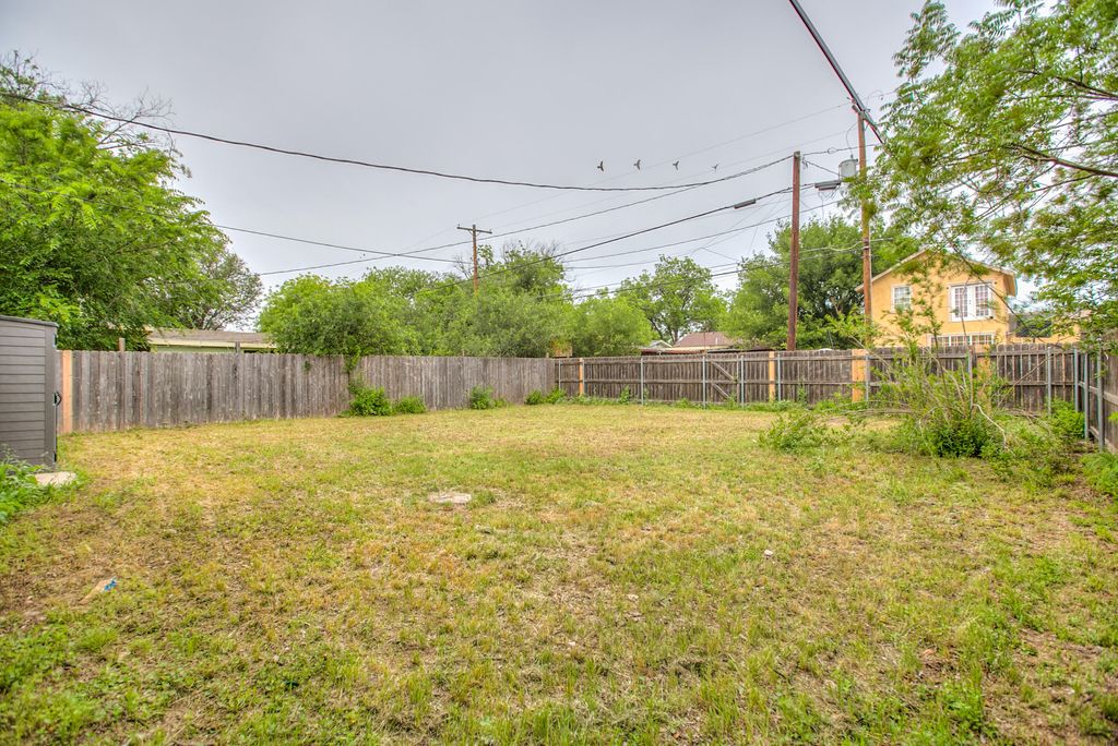 Image 22 of property listing at 2302 Classen Boulevard, San Angelo, TX 76901