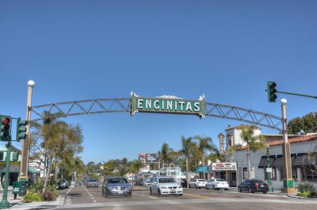 569 73 Hermes Ave, Encinitas, CA 92024