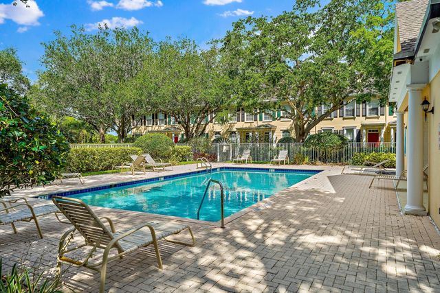 351 Legare Court, Jupiter, FL 33458