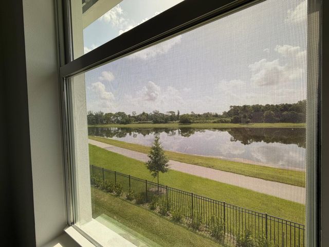 4402 Longwood Lake Square, Westlake, FL 33470