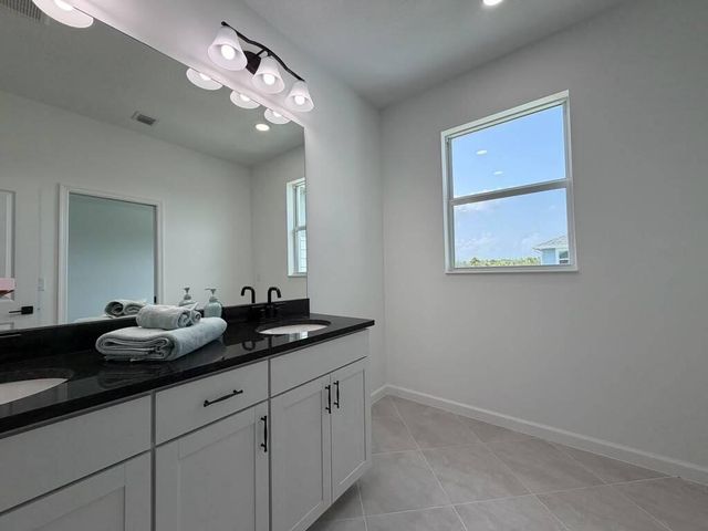 4402 Longwood Lake Square, Westlake, FL 33470