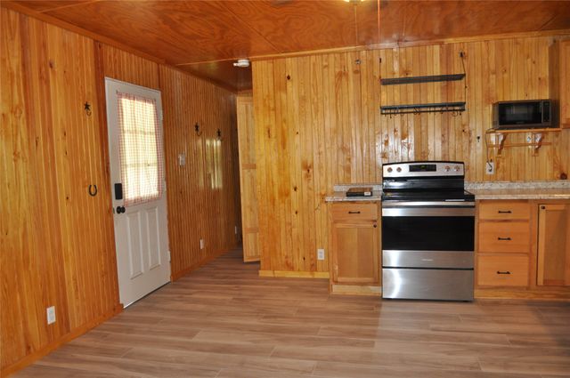 10166 Northview Drive, Wills Point, TX 75169