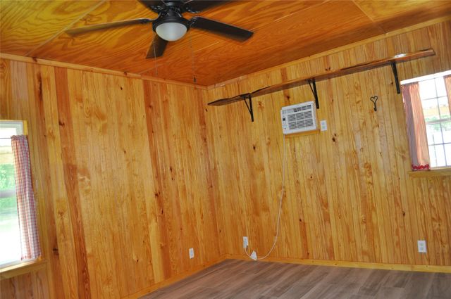 10166 Northview Drive, Wills Point, TX 75169
