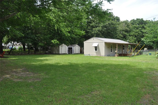 10166 Northview Drive, Wills Point, TX 75169