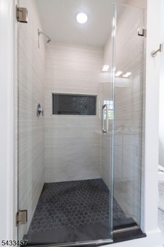 54 Navajo Ave, Parsippany-troy Hills Twp., NJ 07034