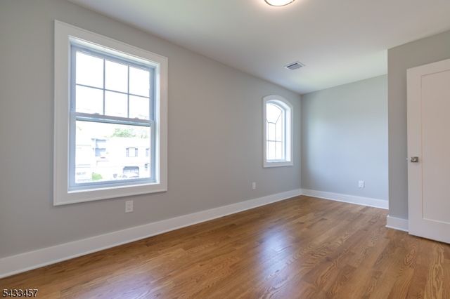 54 Navajo Ave, Parsippany-troy Hills Twp., NJ 07034