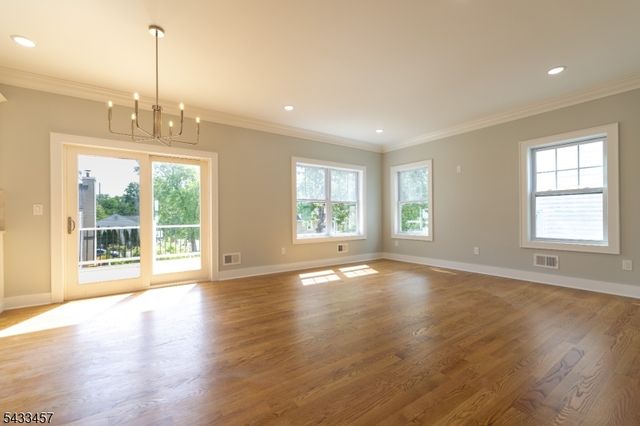 54 Navajo Ave, Parsippany-troy Hills Twp., NJ 07034