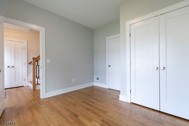 54 Navajo Ave, Parsippany-troy Hills Twp., NJ 07034