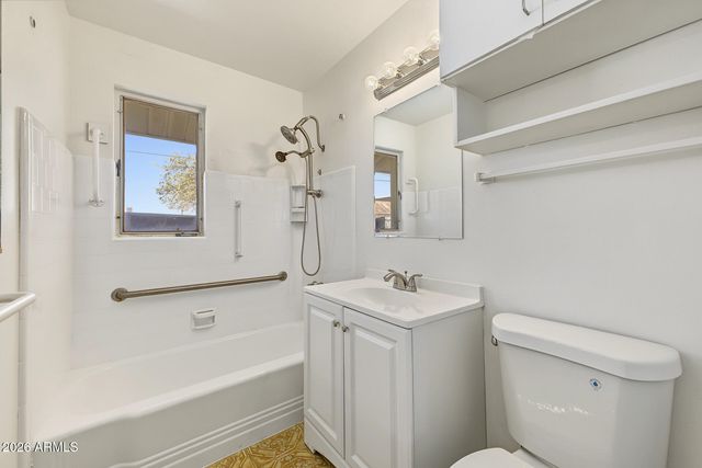 11116 W GREER Avenue, Youngtown, AZ 85363