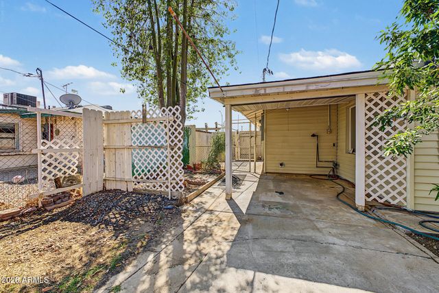 11116 W GREER Avenue, Youngtown, AZ 85363