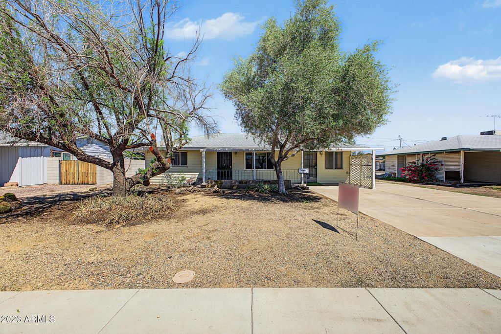 11116 W GREER Avenue, Youngtown, AZ 85363