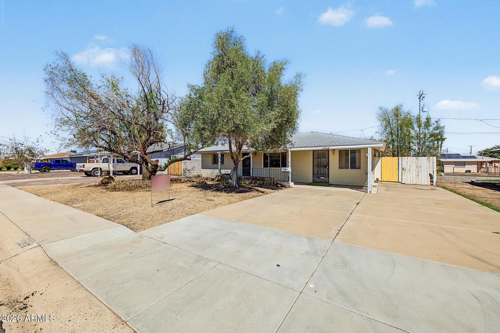 11116 W GREER Avenue, Youngtown, AZ 85363 — photo 3