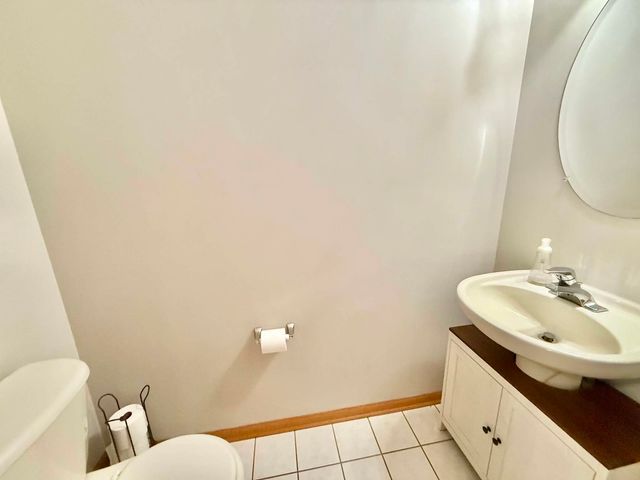 18614 W Point Drive, Tinley Park, IL 60477