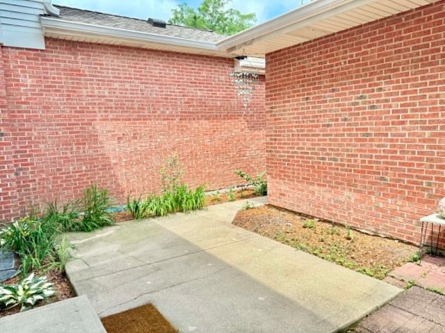 18614 W Point Drive, Tinley Park, IL 60477