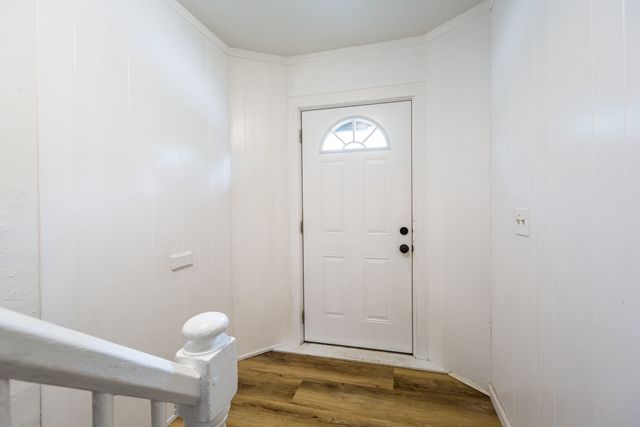 34 Walnut St. 4, Natick, MA 01760
