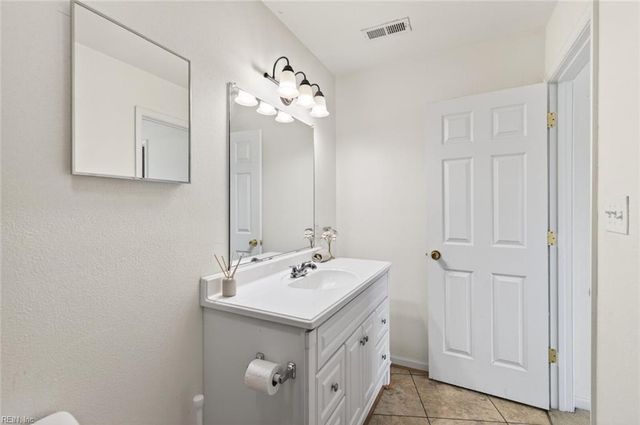 66 Franktown RD, Hampton, VA 23663