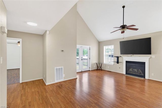 66 Franktown RD, Hampton, VA 23663