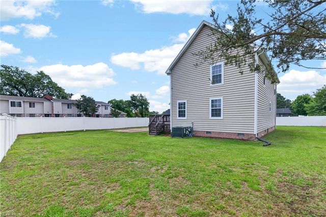 66 Franktown RD, Hampton, VA 23663