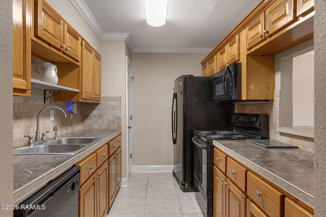 112 Hillside Drive 34, Lafayette, LA 70503