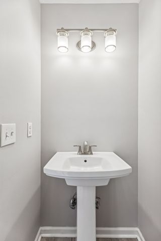 1548 Emerald Bay Blvd, Whites Creek, TN 37189