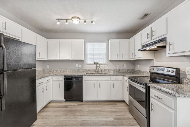 1548 Emerald Bay Blvd, Whites Creek, TN 37189