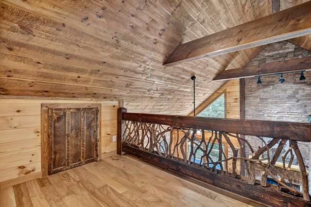 200 Forest View Lane, Mineral Bluff, GA 30559