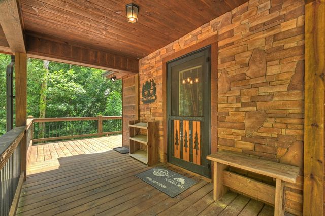 200 Forest View Lane, Mineral Bluff, GA 30559