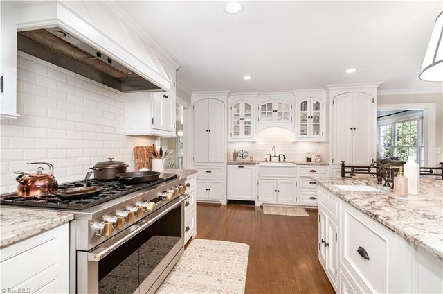 2307 Princess Ann Street, Greensboro, NC 27408