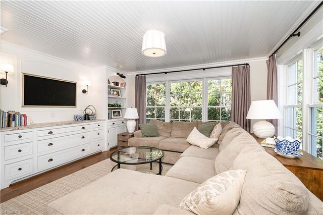 2307 Princess Ann Street, Greensboro, NC 27408