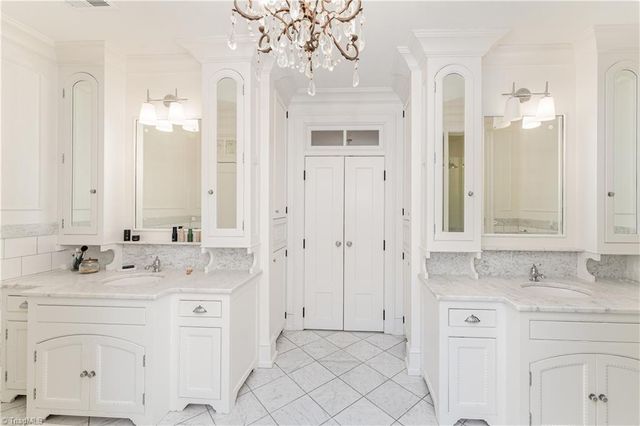 2307 Princess Ann Street, Greensboro, NC 27408